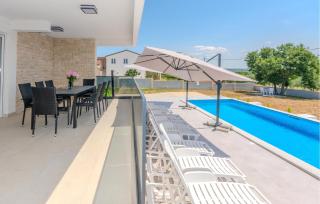 4 Bedroom Nice Home In Slivnica Donja - - 9