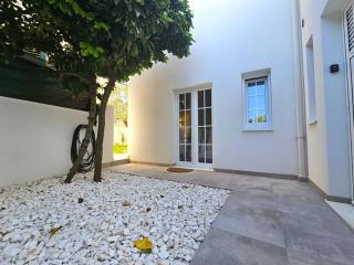 Pool House Arbanija - Trogir - 7