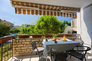 LIPA KORTA - Family Apartment in Porec, 850 m to the Sea - Poreč - 8