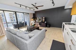 Woodys at the Waterfront - 4