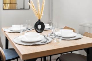 Three Bedroom House - Parking & Garden - Netflix - Wifi - Great Location - 215R - Birmingham - 7
