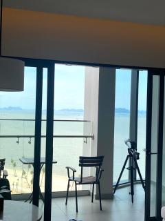 Căn hộ cao cấp tại ALaCarte Ha Long Bay Hotel Residence - 1