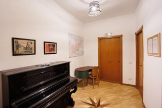 Dante Studio Apartment Super Central next metro By HouseinNaples - Naples - 6