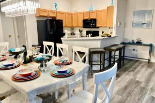 Romantic forest view Villa with pool near Disney - Kissimmee - 6