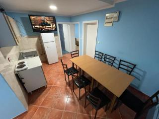 Apartmani za vise radnika ili porodice - Jagodina - 4