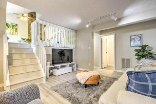 Charming Three Bedroom Home with King Bed and Fire Pit - Raleigh - 9