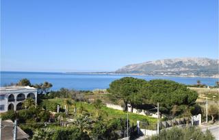 2 Bedroom Awesome Apartment In Trappeto - Trappeto - 7