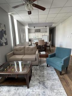 Downtown-Near Sanford Hospital-Convenient Location - Fargo - 3