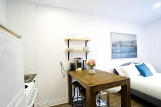 M11 Modern Studio In the Heart of Mile-End - Montreal - 8