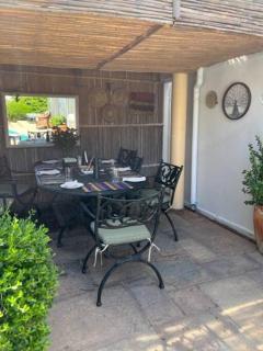 Bay Beach Villa one minute Camps Bay beachfront - Kaapstad - 1