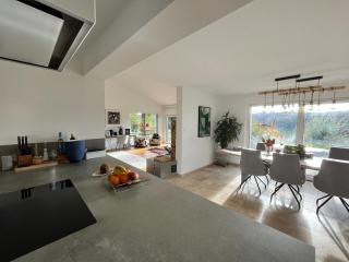 High-End-Haus mit Garten und Extras - 6