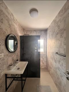 Mila Holiday Apartments - 9