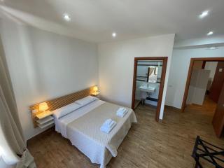 REGAL HOME Apartment - Naples - 8