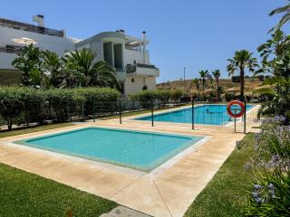 Luxurious 2 bedroom apartment with terrace and views - La Cala de Mijas - 4