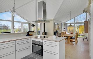 Awesome Home In Strøby With Wifi - 4