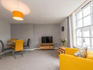 Hamilton House Holiday Apartment - 4