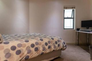 Stylish 2-Bedroom Apartment CPT - Cidade Do Cabo - 9