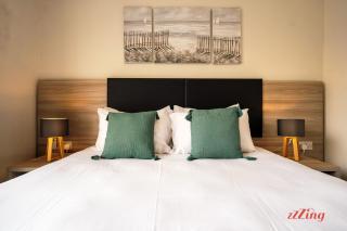 Mediterranean living right by the sea - 1