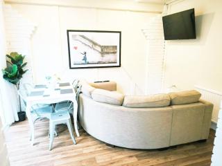 SOUTHEND ON SEA l 4 BEDROOM HOUSE l CONTRACTORS FAMILIES GROUPS ALL WELCOME l FREE PARKING l - Southend-on-Sea - 3