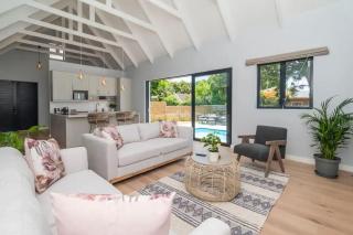 Stunning House in Constantia - 0