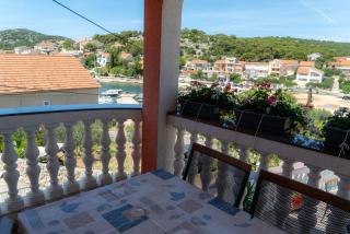 Apartments Zubcic - Tisno - 1