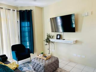 Falcon Oceanview 2br Condo-Airport Transportation Available-24-7Security - Montego Bay - 5