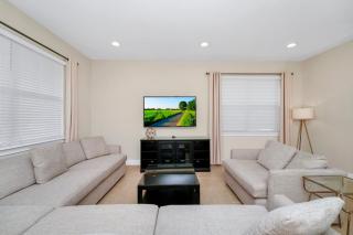 Spacious Home Near Disney With Game And Themed Rooms With Waterpark Resort Access At Encore Resorts Reunion - 581La - Orlando - 3