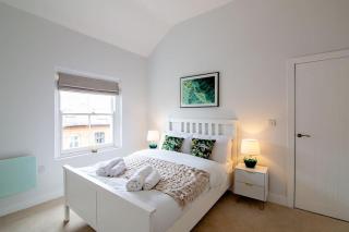 The Regent - Quiet luxury - Leicester - 1