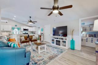 Beach, please! - Oak Island - 6
