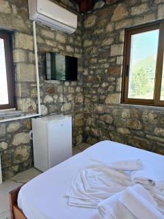 Ambelas Guest Rooms 6 - Himare - 6