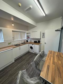 Waverley Park House - Preston - 6
