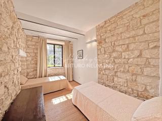 204- Villa Fernanda - Trilocale di charme al piano terra, immerso nel verde, in centro a Numana SPIAGGIA gratis al WHITE BEACH CLUB fino al 3 Agosto - Sirolo - 2