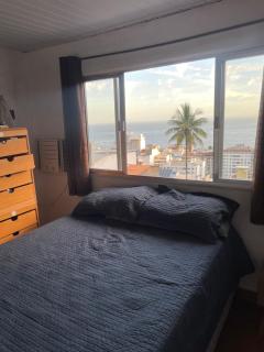 Casa de praia no Leme vista para o mar no morro Babilônia - Rio de Janeiro - 3