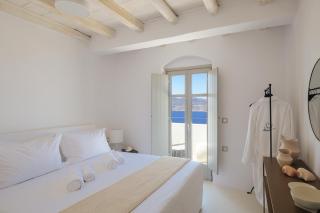 Odyssey Rock Milos Sunset Suites - 1