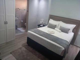 Serene Cottage - Francistown - 5