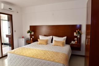 Prince Hotel - 8