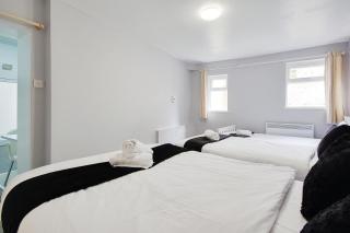 Bonnington Beach - 4