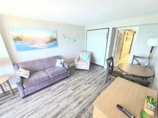 Ocean Front King Suit Myrtle Beach Heated Pools Landmark - 4