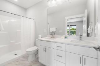 Modern Townhome Close to Beach, Restaurants, Entertainment! by Dolce Vita Getaways PCB - 2