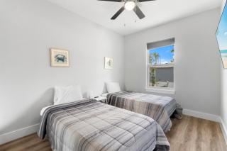 Modern Townhome Close to Beach, Restaurants, Entertainment! by Dolce Vita Getaways PCB - Panama City Beach - 6