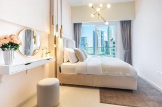 Stylish Apartment with Yacht View close to Dubai Mall - Dubái - 4