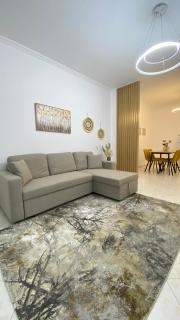 INA Apartament - Golem - 0