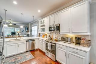 North Fort Myers Home with Heated Pool and Lake Views! - 4