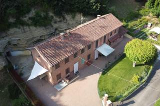 Casa immersa nella natura - CastellʼAlfero - 6