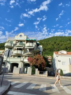 Sea breeze Budva - Budua - 9