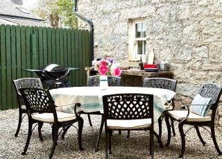 The Gables Cottage - 6