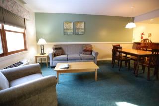 Deer Park Condo 165D - 8