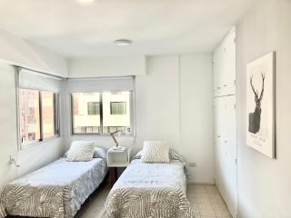 2 dorm sobre Av Hipólito Yrigoyen - Córdoba - 5