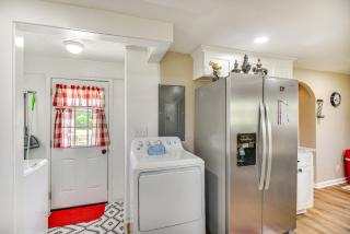 Modern Cape Charles Home 1 Mi to Kiptopeke Beach! - Cape Charles - 2