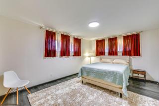 Monroeville Vacation Rental about 3 Mi to Boyce Park! - 1